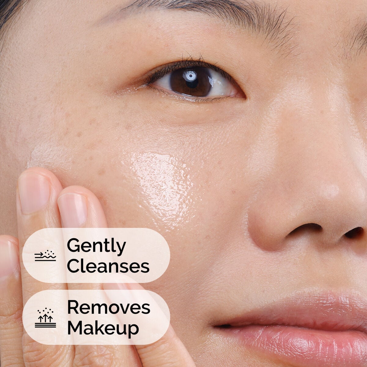 squalane-cleanser-r1 ord-squalane-cleanser-model-application-with-benefits.jpg